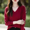 Venta al por mayor transfronteriza de prendas de punto nuevas de color liso con cuello en V y patrón de diamantes, corte ajustado, manga larga, finas, para usar como capa base, primavera y otoño, tallas grandes para mujer