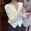 Cárdigan de Punto con Encaje Empalmado y Cuello en V Estilo Coreano para Mujer 2025 Otoño e Invierno Nuevo Suéter Base Holgado con Chaqueta para Mujer