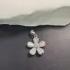 Joias Artesanais DIY Personalizadas de Alto Padrão para Comércio Exterior Transfronteiriço Acessórios de Pingente Micro-Incustados de Zircônia de Cobre Colar de Trevo de Quatro Folhas