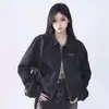 Chaqueta de mezclilla lavada estilo retro americano, unisex, con aspecto desgastado, corte de hombro regular y longitud corta, con detalles bordados