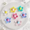 Acessórios de flor de resina Margarida empenada acessórios de flor diy material diy para capa de celular Girassol de resina Flor de cinco pétalas