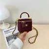 Bolso pequeño cuadrado cruzado de un solo hombro con patrón de diamantes 2026 transfronterizo, bolso tipo caja popular estilo coreano, monedero elegante de alta gama
