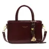 Bolso Pequeño Cuadrado Retro Chic para Mujer 2026 Modelo Nuevo Bolso de Mano Bolso Cruzado con un Toque de Lujo Bolso de Hombro Versátil Bolso de Moda para el Trabajo