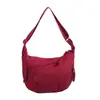 Bolsas de ombro lisas estilo francês para atacado, modernas e versáteis, com um toque de luxo, adequadas para estudantes e com grande capacidade e design crossbody.