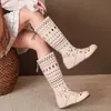 2026 Nuevo Estilo Impresionantes Botines Retro Huecos Transpirables para Mujer, Adecuados para Usar en Verano con Faldas, Sandalias Romanas Retro con Aumento Interno de Altura