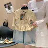 Cálido y Lindo2026 Otoño Nuevo Estampado de Dibujos Animados Puntos Camiseta Base de Encaje Amigable con la Piel para Niñas