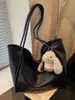 Bolsa Feminina Moda Transfronteiriça 2026 Nova Outono e Inverno Grande Capacidade Couro Macio Bolsa de Ombro Retrô Comutador Casual Bolsa Tote