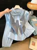 Conjunto de Moda Feminina Novo Outono 2026: Camisa Simples de Manga Longa, Top Doce, Blusa Branca com Recorte, Feminina A13751