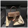 2025 Verão Retrô Casual Corrente Ferragens Nova Tendência de Moda Casual Casual Bolsa Transversal de Ombro Feminina