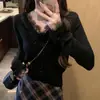 Suéter blanco de punto con patchwork de encaje y cuello en V para mujer, nueva colección otoño/invierno 2026, top de punto como capa interior, ropa de mujer estilo coreano