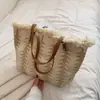 Bolsa de lona de gran capacidad modelo nuevo 2026 con borlas, bolsa tejida de algodón y lino para mujer, bolso de hombro simple y versátil para el día a día