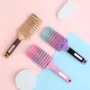 Nuevo Peine Curvo Grande de Cerdas de Jabalí Color Degradado Suave para Peinar Cabello Alto Alisado Masajeador Peine de Costillas Venta de Liquidación para Hombres