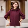 Moda Outono-Primavera 2026 para Mães: Jaqueta Elegante de Corte Slim de Novo Estilo para Mulheres de Meia-Idade, Emagrecedora e Rejuvenescedora, Casaco Versátil