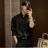 Camisa Preta de Manga Comprida Masculina com Toque de Alta Qualidade, Estilosa e Moderna para Primavera e Outono, Top Casual Maduro com Camiseta Interna Drapeada DK