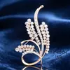 Broche popular de anjo com nota musical vazada, pavão, escorpião, cereja, borboleta, pino acessório para roupas, broche com um toque de luxo leve e de alta qualidade