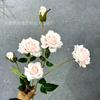 Fábrica Mayorista Rosas Pequeñas Flores Falsas Flores Artificiales Salón de Bodas Hotel Decoración del Hogar Flores de Exhibición Rosas