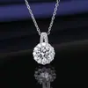 Colar de Moissanita de Imitação de 2 Quilates para Mulheres Banhado a Ouro Branco Pt950 Corrente Clavicular Pingente de Zircônia Oito Corações e Oito Flechas Joia
