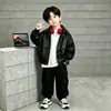 Jaqueta de couro masculina, infantil 2026 nova primavera e outono estilosa moderna streetwear, jaqueta de bebê estilo coreano