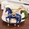 Chaveiro Personalizado Novo Estilo Cavalo do Zodíaco Chinês com Strass, Design de Cavalo Dupla Face, Pingente Metálico Fofo para Presente