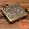 Pitillera Sharp 9010 Metal Doble Cara Tapa Abatible Paquete de 20 Cigarrillos Bronce Flor Condensada Automática Cigarrillera Portátil