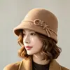 Sombrero tipo cubo de alta gama, adelgazante, elegante y estiloso para mamás, hecho de lana, perfecto para otoño e invierno, con un diseño floral