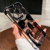 Funda para Teléfono Móvil Estilo Calle Oscuro Patrón de Calavera Pintada a Mano iPhone18Pm Esquina Cuádruple Airbag Anti-Caída Cubierta Protectora Galvanizada