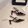Sandalias Elegantes de Tacón Alto Plateadas 2026 para Mujer con Espalda Abierta, Tacón Grueso, Punta Cerrada, Adecuadas para el Transporte de Verano