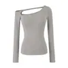 Camiseta de Manga Larga Acolchada con Diseño Estilo Puro Deseo, Huecos, Tirante Diagonal al Hombro, Versátil de Moda Primavera, Color Sólido Base, Corte Ajustado