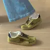 Zapatillas de entrenamiento versátiles de suela plana alemanas, nuevas zapatillas casuales con cordones estilo coreano para mujer estudiante 2026 estrella para exteriores para otoño