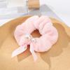 Otoño e Invierno nuevo scrunchie de pelo de intestino grueso accesorios para el cabello de mujer anillo de tela de terciopelo banda para el cabello con lazo de felpa de perla anudado cuerda para el cabello cuerda para el cabello