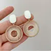 Pendientes trenzados de color blanco roto estilo francés de Zhong Chuxi, de alta gama y elegantes, pendientes bohemios estilo vacacional para mujer, verano
