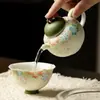 Bule de Cerâmica para Chá Doméstico Tang e Song, Mandarim Verde Pequeno Pintado à Mão Ilha de Flores com Filtro de Furo Esférico, Conjunto de Chá Kung Fu Estilo Antigo, Bule Perfeito