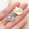 20 Estilos de Flor de Crisantemo Morado y Lirio de Cinco Pétalos con Goteo de Aceite Colgantes de Aleación Accesorios para Pulsera y Llavero DIY