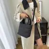 Bolso de Hombro a Cuadros Bordado de Comercio Exterior Gran Capacidad Casual Simple Ligero Bolso de Mano Ins Moda Coreana Bolso Cruzado