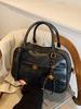 Bolso de mano retro de gran capacidad para mujer, bandolera de hombro a la moda, combinable con todo, estilo almohada, otoño e invierno, 2024