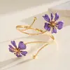 Pulsera de Metal con Flor de Goteo Transfronteriza Europea y Americana Moda Temperamento Dulce Pulsera Lujo Ligero Sensación de Alta Gama Joyería de Mano para Mujer