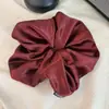 Goma para el pelo de estilo coreano, elegante y a la moda, para el trabajo, con acabado brillante, color liso, textura simple similar a la seda, scrunchie grande para mujer