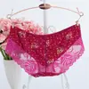 Calcinha Feminina de Renda Respirável Atraente Ultra-Fina para o Verão, Cintura Baixa Sexy com Recortes Estampada, Cintura Média-Baixa