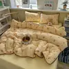 2026 Novo Conjunto de Roupa de Cama de Alta Qualidade Classe A com Fio Bouclé Borda de Casca de Castanha Doce para Dormitórios de Estudantes e Uso Doméstico