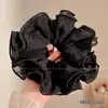 Goma para el pelo scrunchie floral vintage para mujer, accesorio para el pelo de estilo casual y de alta gama, nuevo modelo 2026 para moño