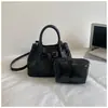 Bolsa Feminina 2026 Novo Estilo Popular para o Dia a Dia Bolsa de Mão Tipo Balde Versão Coreana Temperamento Moda Tendência Chique Bolsa de Ombro Único Transversal