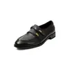 Sapatos Mocassins de Couro Lavado Estilo Britânico 2026 Primavera Salto Baixo Sapatos de Couro para o Dia a Dia com Fivela Sapatos Individuais de Couro Genuíno para Mulheres