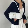 Bolso tejido de PU de moda para mujer, nuevo estilo 2026, bolso de hombro de moda, bolso de hombro simple y casual, bolso elegante para el día a día