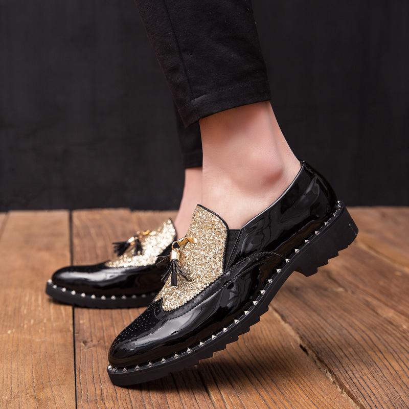 男士尖头一脚蹬皮鞋