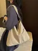 Bolso Tote de Moda Versátil de Gran Capacidad 2026, Bolso Cruzado de un Solo Hombro con Diseño Único para el Traslado Diario