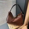 Bolsa tote grande de couro vintage transfronteiriça, bolsa de ombro em couro macio fosco, estilo europeu e americano, design relaxado e casual, bolsa feminina personalizável