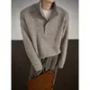 Suéter de cuello alto abotonado de peso pesado 820g para hombre, nuevo estilo otoño e invierno, estilo old money, talla grande, casual y elegante, tejido de punto de manga larga holgado