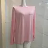 Nova Camiseta de Algodão Solta de Manga Longa Estilo Kim Kardashian da Kylie, com Caimento Boyfriend, Silhueta Confortável e Ombros Caídos