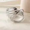 2026 Nuevo Modelo Transfronterizo Amazon Más Vendido Pulsera Hueca Moda Estilo Minimalista Versátil Pulsera de Mujer de Gama Alta Venta al por Mayor