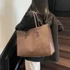 Bolso de Hombro Retro Transfronterizo 2025 Nuevo Versátil para Viajes Diarios Casual Bolso Tote de Axila Bolso de Mano de Comercio Exterior para Mujeres